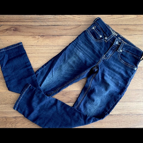 Levis Denizen Distressed Skinny Fit 216 